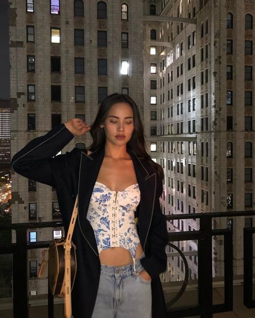 Urassaya Sperbund