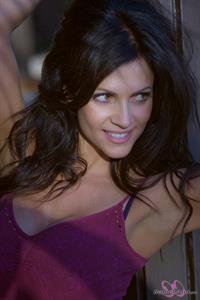 Denise Milani Photoset - PinkTop
