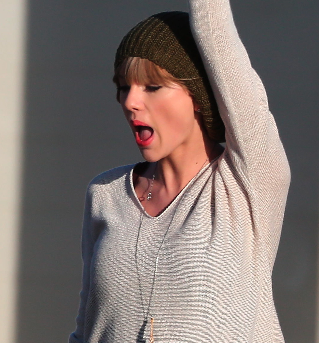 Taylor Swift filming a music video in Malibu 2/11/13 
