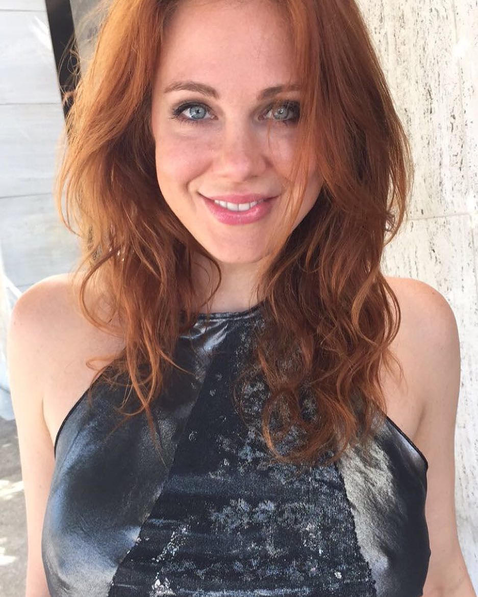 Maitland Ward a nude redhead perfect 10 with large boobs and great ass