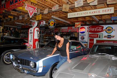 Denise Milani Pictures Denise Milani Snapshots - Victorville