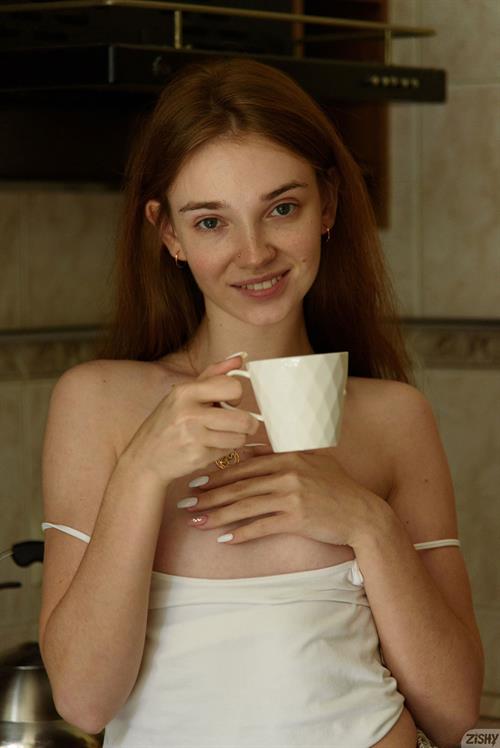 Olga Cee Tiny Redhead