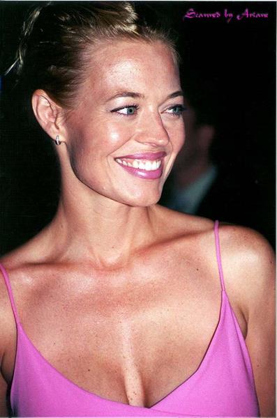 Jeri Ryan