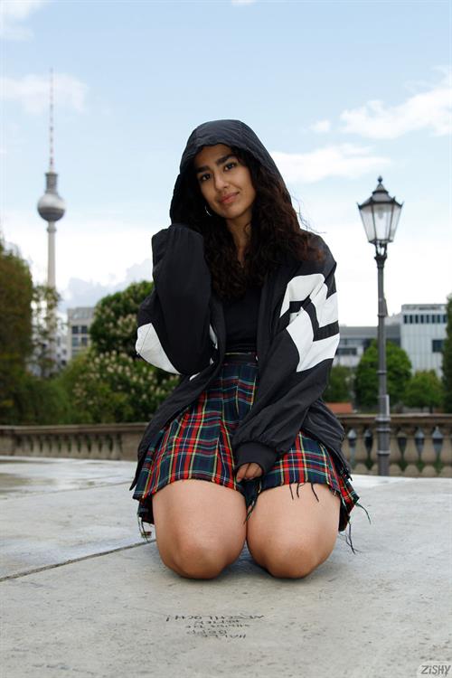 Luna Silver Firm Exotic Model