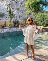 Vlatka Pokos (Vlatka Vuković) (born March 22, 1970 in Salzburg, Austria) is a Croatian jet setter, former singer and former television host. Due to her controversial lifestyle and up-and-down entertainment career, Vlatka is still, up to this day, a subject of constant media attention.