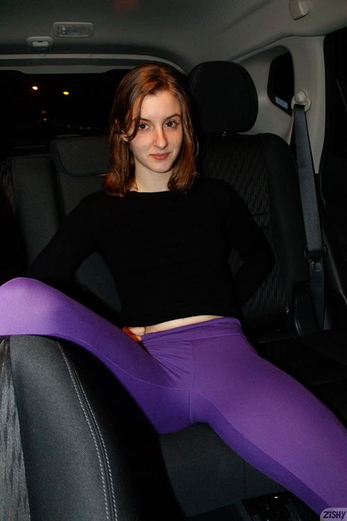 Meadow Brink Pictures Leggy Meadow Brink in Lingerie