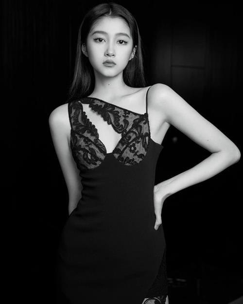 Guan Xiaotong