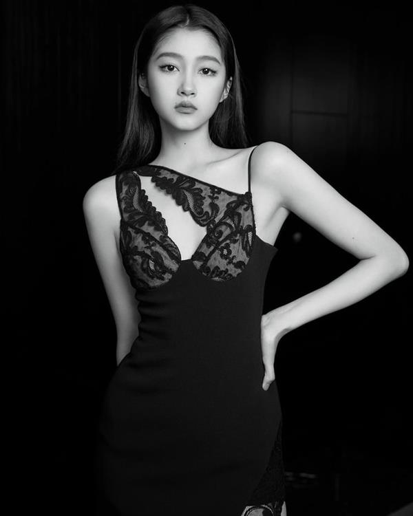 Guan Xiaotong