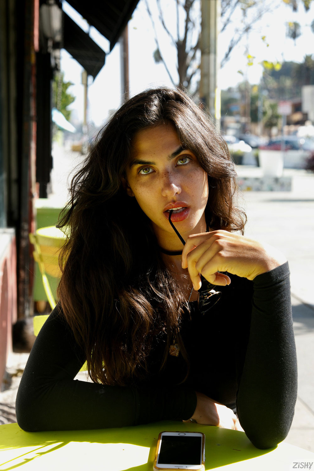 Yeraz Gebeshian Stunning Dark Brunette