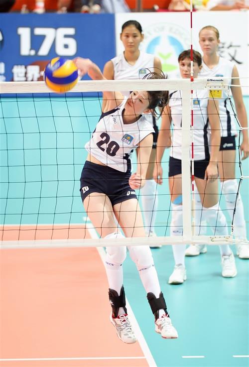 Sabina Altynbekova