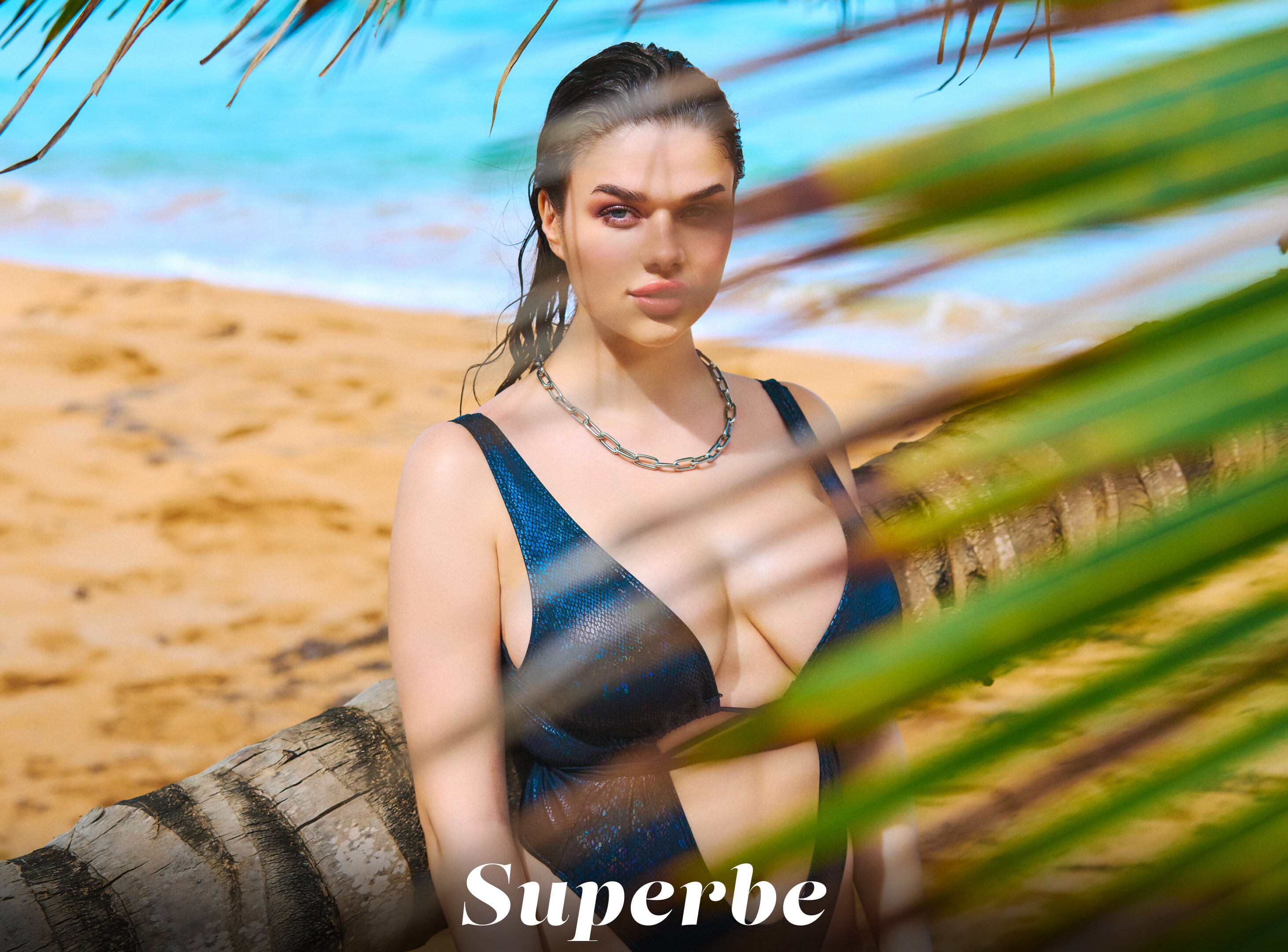 Lola Johnson Bikini Pictures Lola Johnson castaway