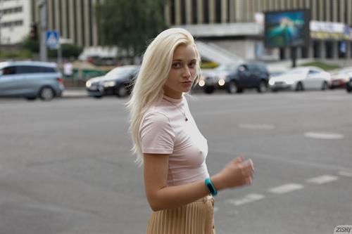 Nika Nikitina Fun in Public