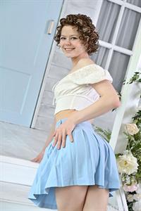 Sophia Wonder Round Ass Ballerina