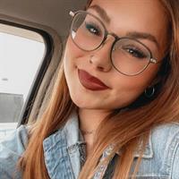 Cassidy taking a selfie