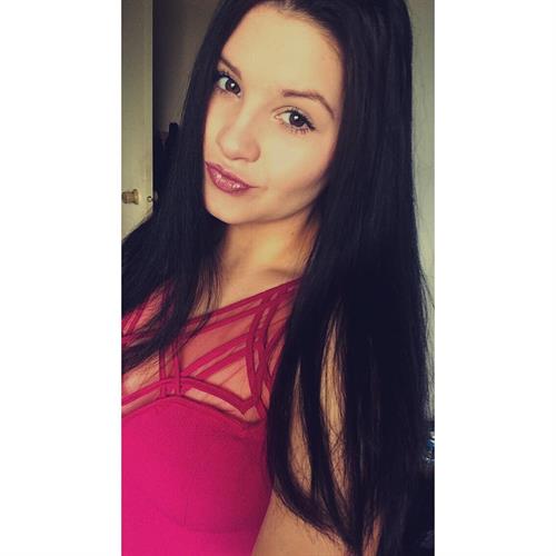 Hannah taking a selfie