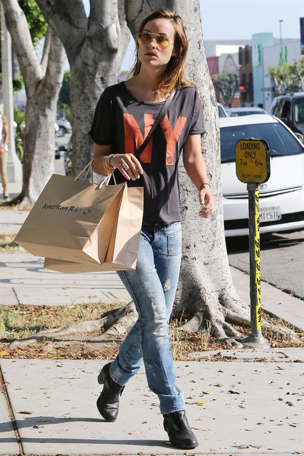 Olivia Wilde (18) shopping in Los Angeles - June 1 2013 