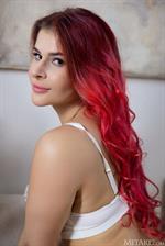 Sporty Pandora Red in Stockings