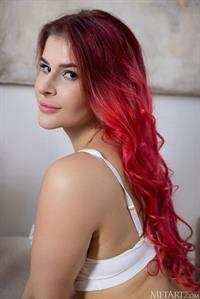 Sporty Pandora Red in Stockings