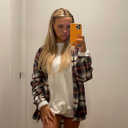 Courtney Antalek taking a selfie