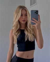 Gabby Thomas taking a selfie