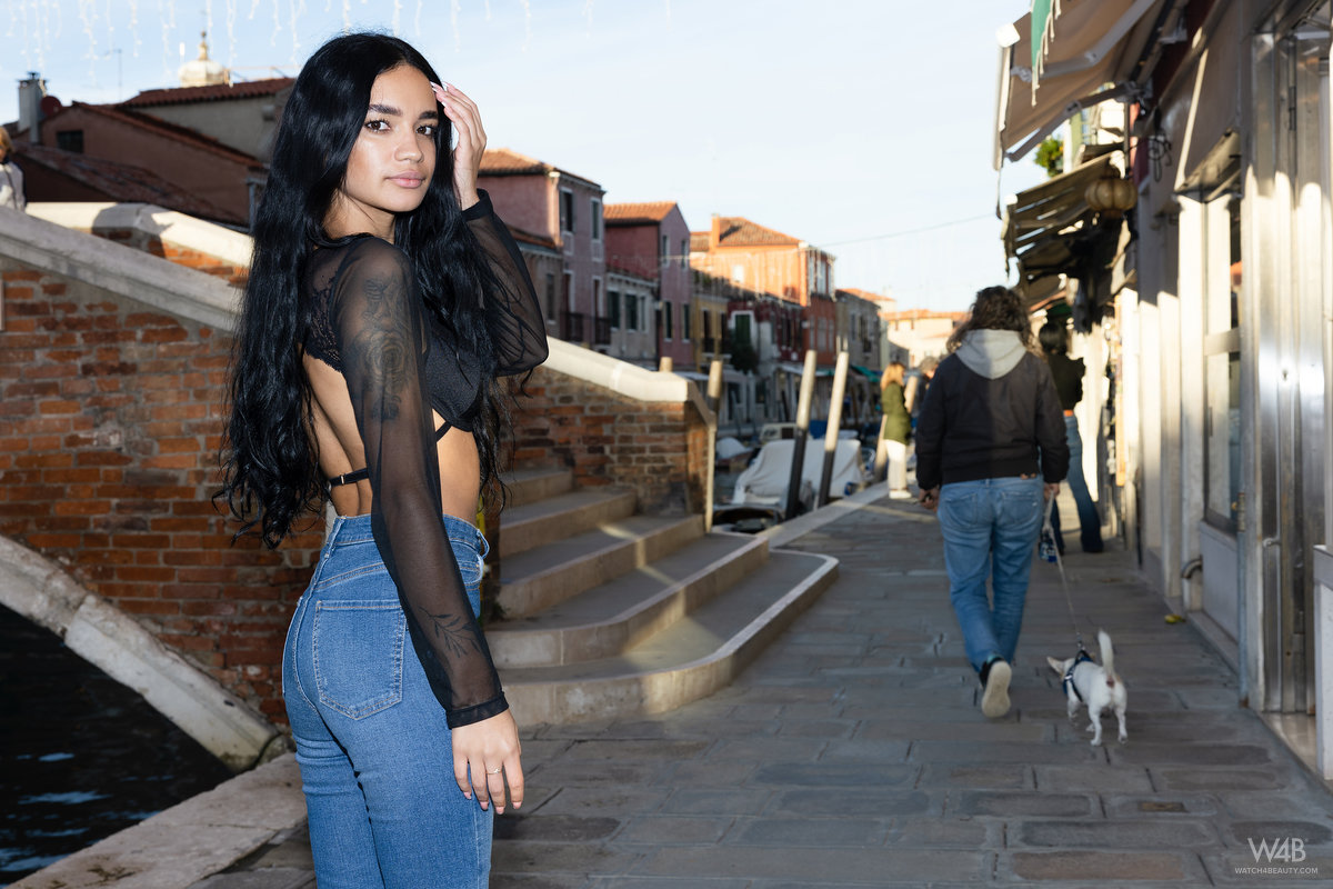 Dulce: After The Photo Shoot