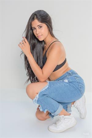 Katie Arias Nude Pictures Katie Arias: CASTING Katie Arias