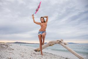 Maria Ryabushkina Nude Pictures Maria: Pebbles