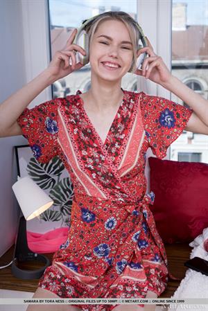 Samara Nude Pictures Music Fun