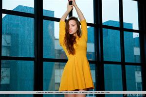 Charlize Nude Pictures Easy Breezy