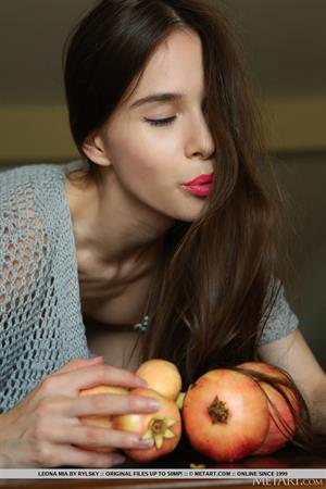 Leona Mia Nude Pictures Crystal