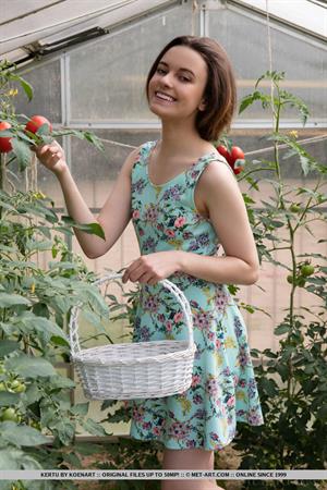Kertu Nude Pictures Greenhouse