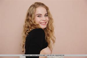 Ellie Eilish Nude Pictures Photograph Me