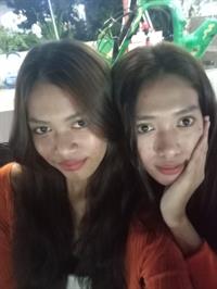 Deep swallowing Davao sisters... 