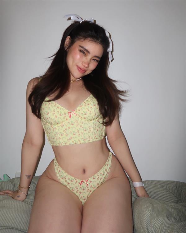 Hannah Kim in lingerie