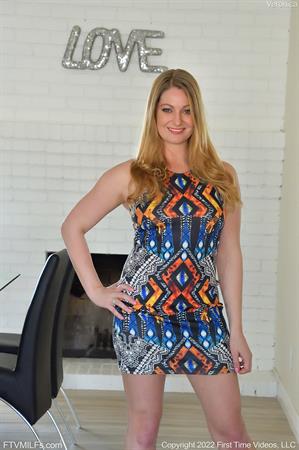 Veronica Nude Pictures Short Dress And A Smile