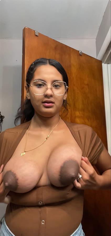 Showing her amazing tits