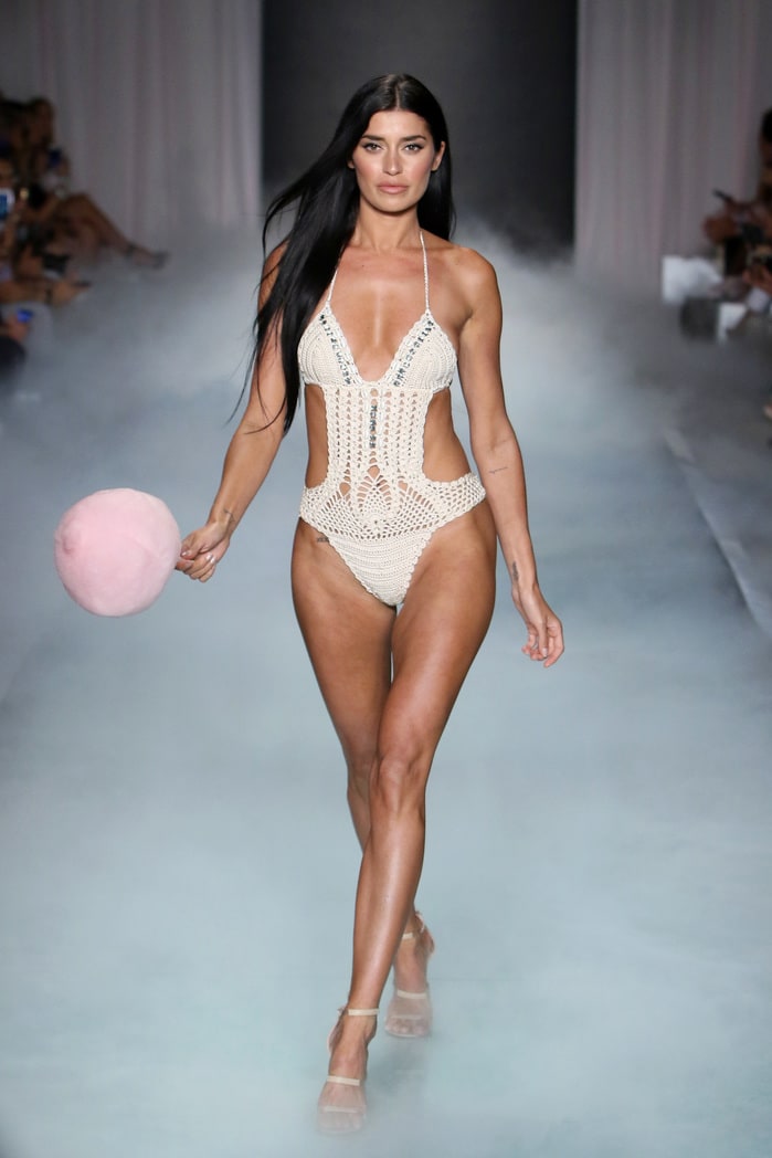 Nicole Williams English