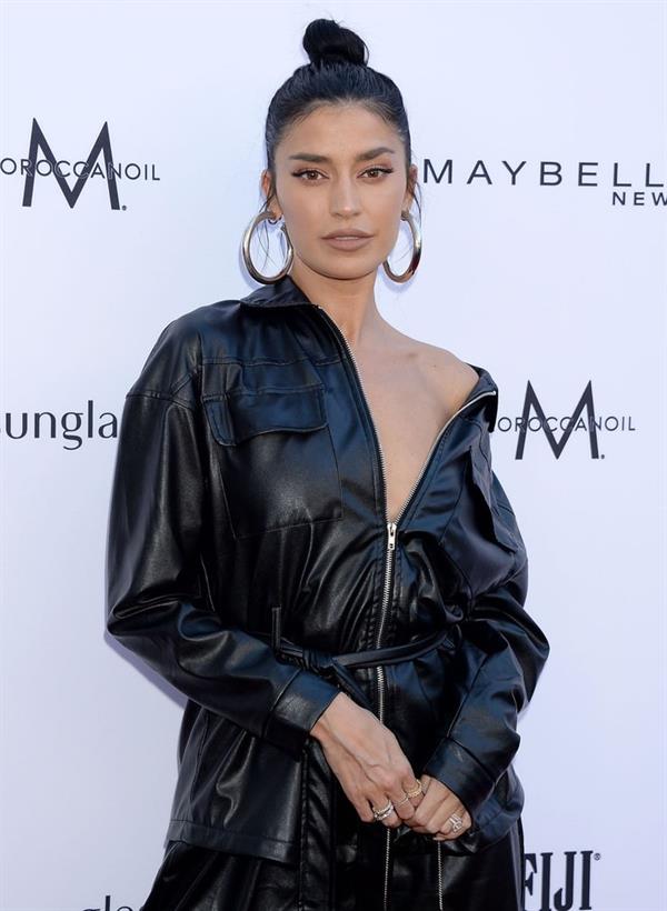 Nicole Williams English