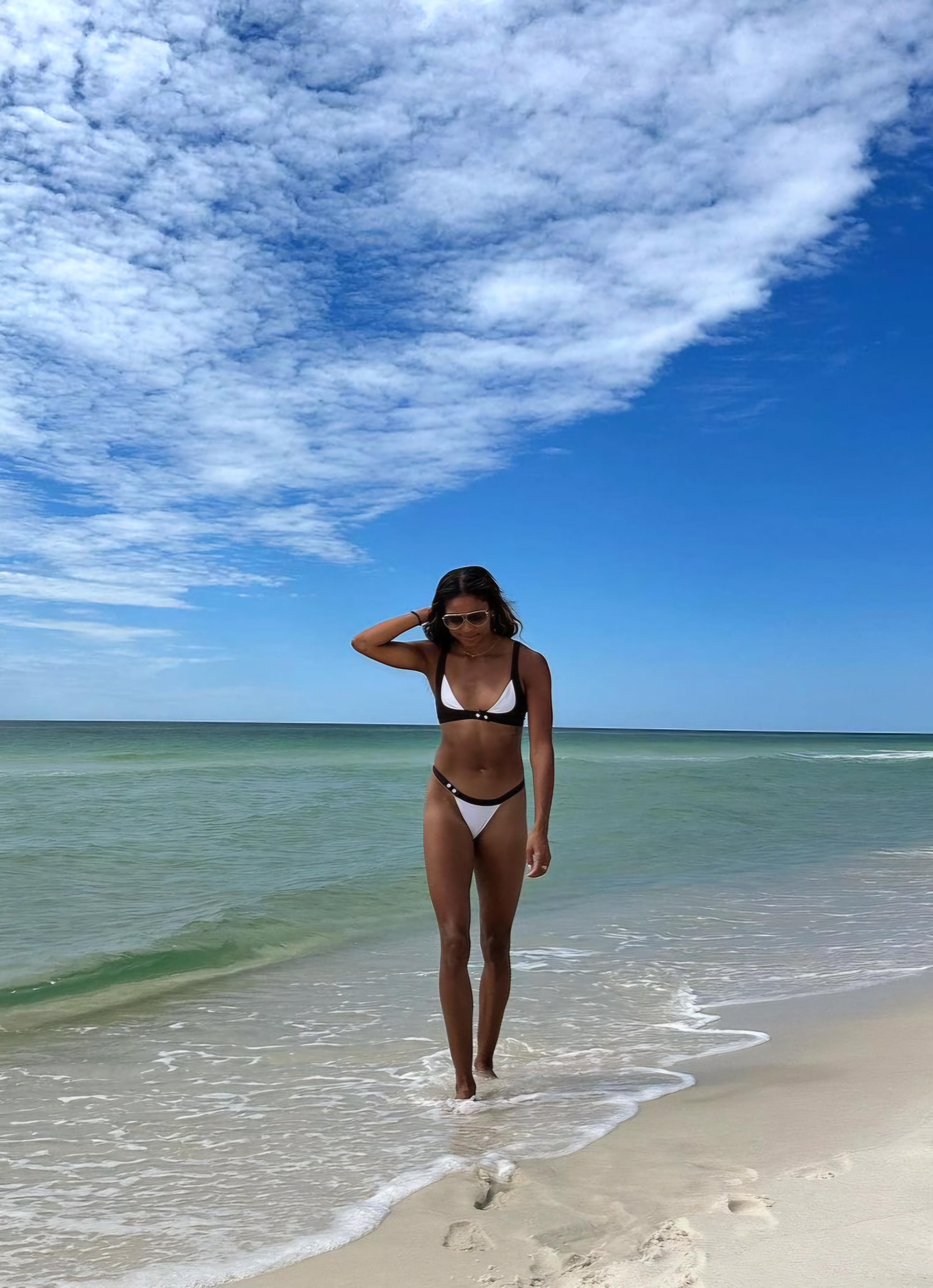 Gabrielle Thomas Bikini Pictures Bikini shoot