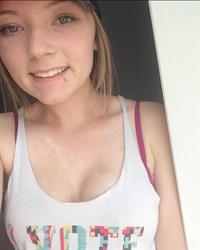 Jordin taking a selfie