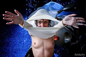 Sola Nude Pictures Uzuu