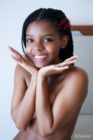 Sukki T Nude Pictures Zyzybawe