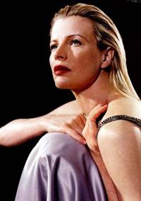 Kim Basinger