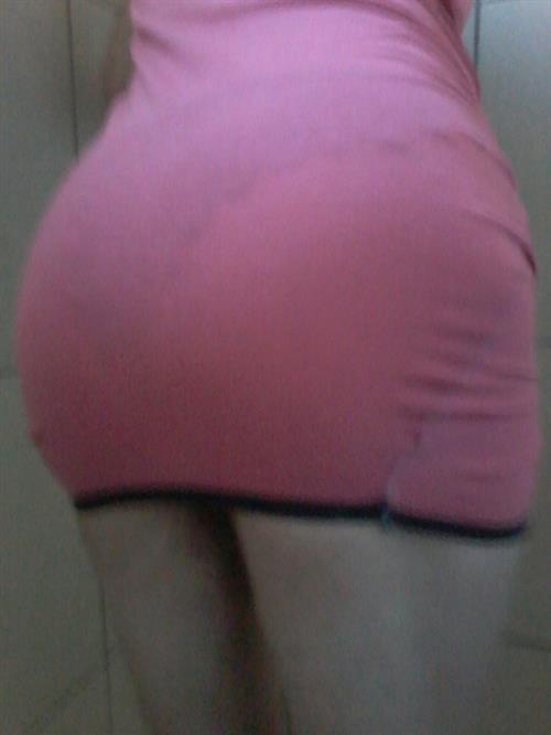 Natalie Teth taking a selfie