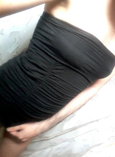 Natalie Teth taking a selfie