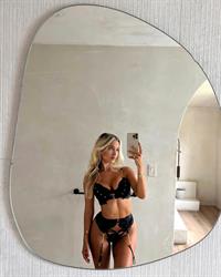Black Lingerie Selfies