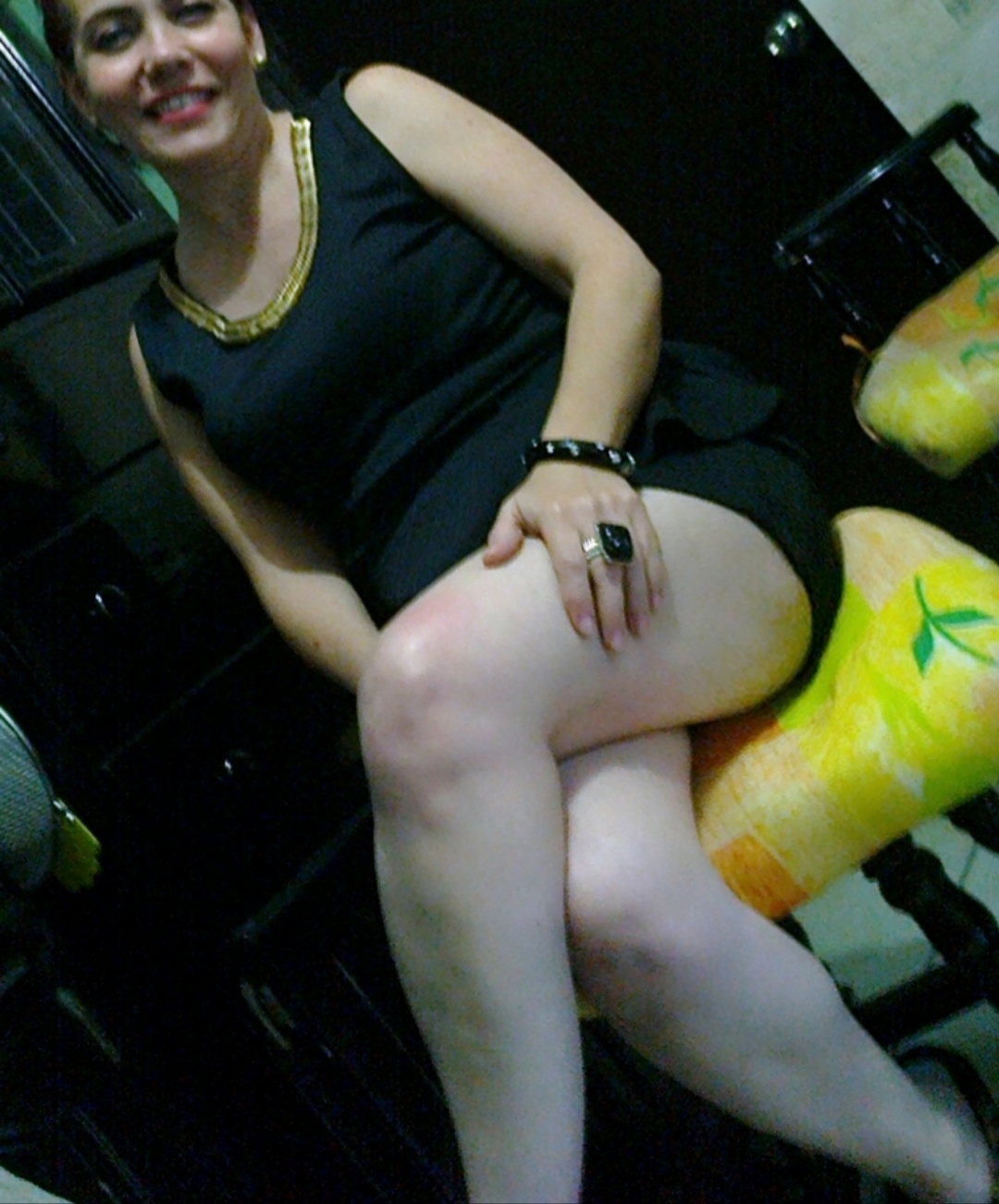 Bonita007 taking a selfie