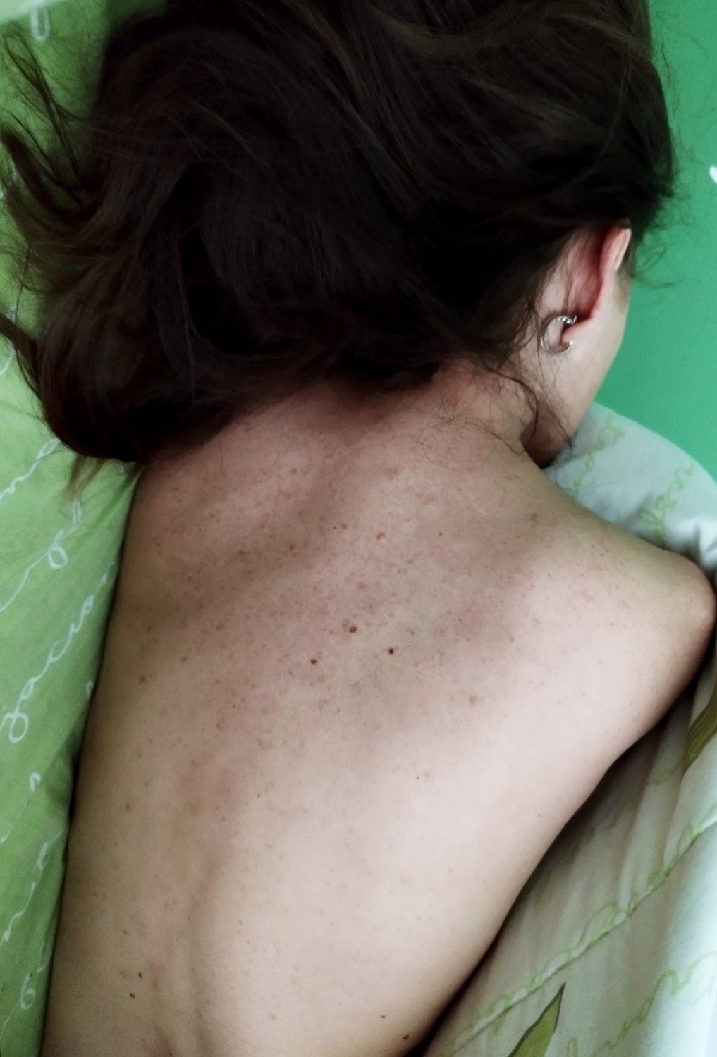 Bonita007 Lauris Valle taking a selfie