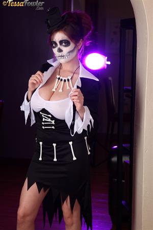 Tessa Fowler - Voodoo Boobs - Set 1