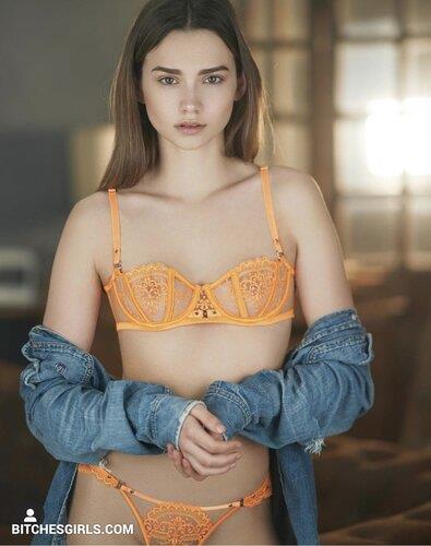 Sophie Xdt Petite Sexy Onlyfans Leak Nude